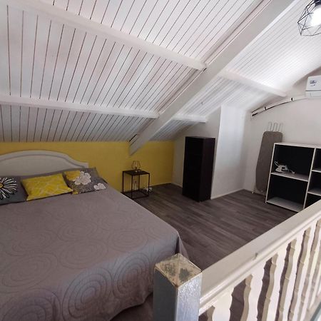 9 Lyly Location F3 Mezzanine Apartment แซ็งแตนน์ ภายนอก รูปภาพ